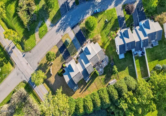 Photo 3 of Sale Pending at 28c Pointe W Dr, Halfmoon, NY 12065 | MLS# 202626277 | Listing updated on 2026-10-06
