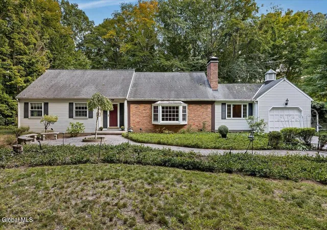 Photo 2 of Single family home for sale at 962 Grooms Rd, Rexford, NY 12148 | MLS# 202625789 | Listing updated on 2026-09-11