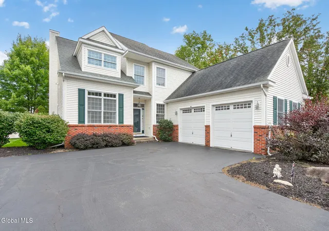 Photo 1 of Sale Pending at 11 Whitman Comn, Slingerlands, NY 12159 | MLS# 202626444 | Listing updated on 2026-10-02