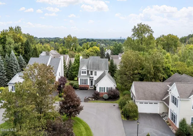 Photo 2 of Sale Pending at 11 Whitman Comn, Slingerlands, NY 12159 | MLS# 202626444 | Listing updated on 2026-10-02