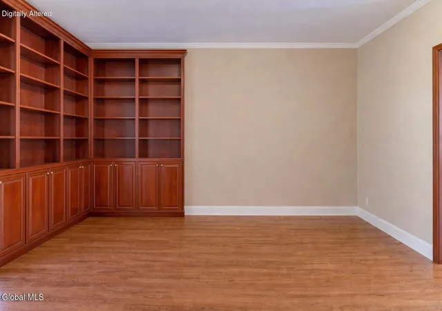 Photo 3 of Single family home for sale at 1 Shetland Green, Clifton Park, NY 12065 | MLS# 202625291 | Listing updated on 2026-09-08