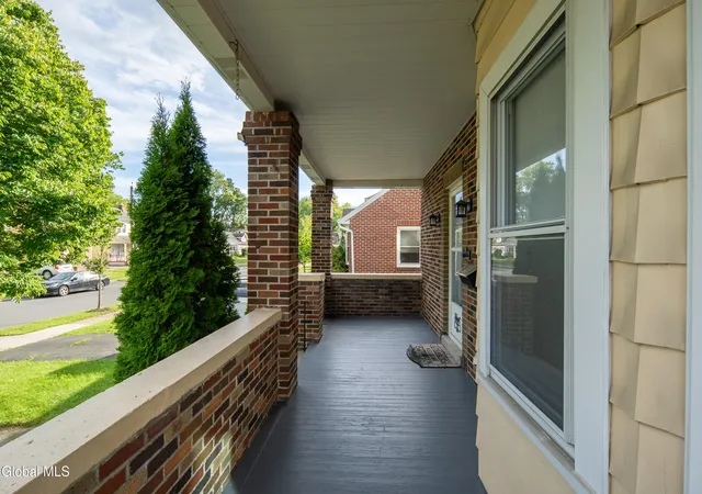 Photo 3 of Single family home for sale at 22 Marwill St, Albany, NY 12209 | MLS# 202625538 | Listing updated on 2026-09-13