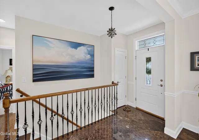 Photo 3 of Single family home for sale at 6 Isabel Ct, Albany, NY 12205 | MLS# 202625354 | Listing updated on 2026-09-13