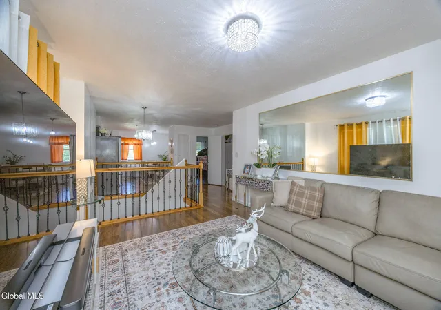 Photo 3 of Single family home for sale at 821 Hillside Ave, Schenectady, NY 12308 | MLS# 202626195 | Listing updated on 2026-09-22