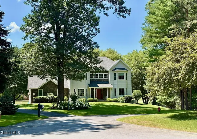 Photo 2 of Single family home for sale at 9 Autumn Ct, Wilton, NY 12831 | MLS# 202625473 | Listing updated on 2026-09-13