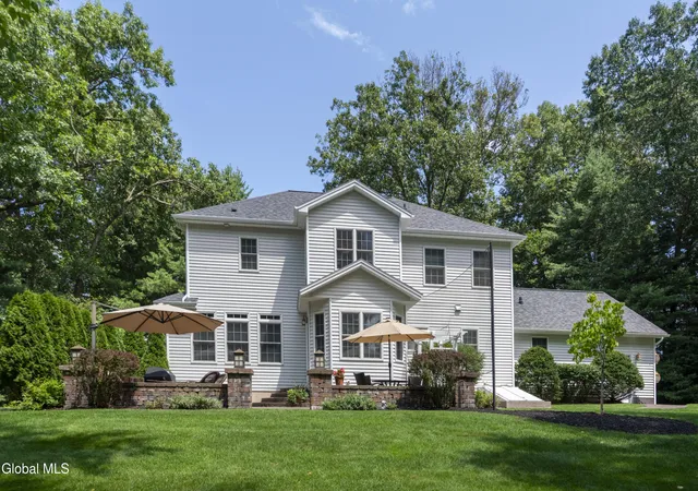 Photo 3 of Single family home for sale at 9 Autumn Ct, Wilton, NY 12831 | MLS# 202625473 | Listing updated on 2026-09-13