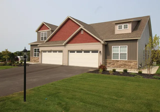 Photo 2 of Townhouse for sale at 1a Michael Ct, Troy, NY 12180 | MLS# 202625760 | Listing updated on 2026-09-11