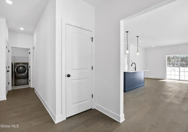 Photo 3 of Townhouse for sale at 1a Michael Ct, Troy, NY 12180 | MLS# 202625760 | Listing updated on 2026-09-11