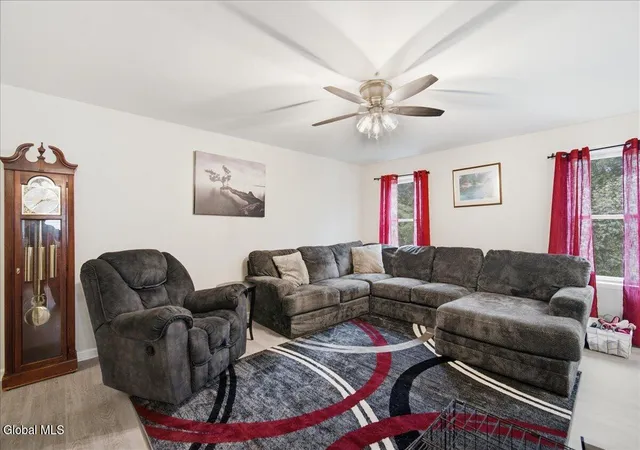 Photo 4 of Sale Pending at 2411 Golf Ave, Schenectady, NY 12309 | MLS# 202625645 | Listing updated on 2026-09-13