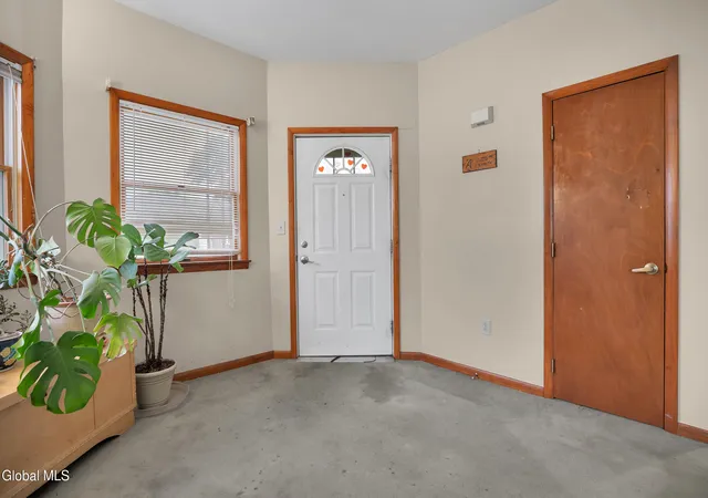 Photo 3 of Single family home for sale at 1207 Cullen Ave, Schenectady, NY 12309 | MLS# 202625297 | Listing updated on 2026-09-06