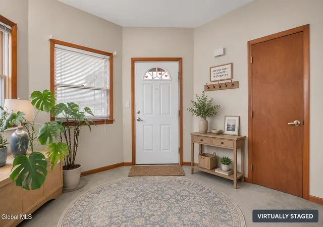 Photo 4 of Single family home for sale at 1207 Cullen Ave, Schenectady, NY 12309 | MLS# 202625297 | Listing updated on 2026-09-06