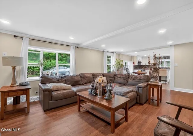 Photo 4 of Single family home for sale at 458 Central Ave, Schenectady, NY 12304 | MLS# 202625222 | Listing updated on 2026-09-12
