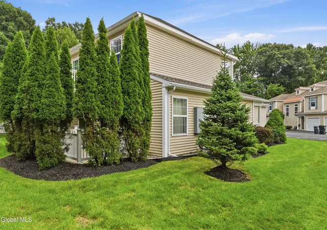 Photo 27 of Condo for sale at 301 Royale Ct, Troy, NY 12180 | MLS# 202625405 | Listing updated on 2026-09-04
