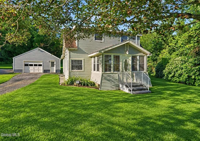 Photo 1 of Single family home for sale at 1059 Sacandaga Rd, Glenville, NY 12302 | MLS# 202625546 | Listing updated on 2026-10-01