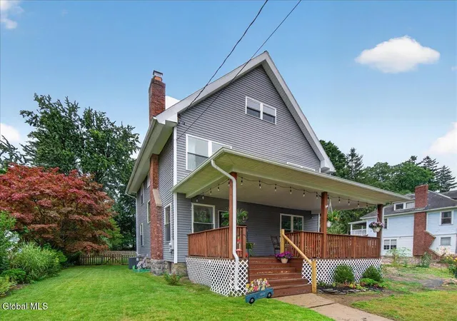 Photo 1 of Single family home for sale at 37 Ray St, Schenectady, NY 12309 | MLS# 202625295 | Listing updated on 2026-09-18