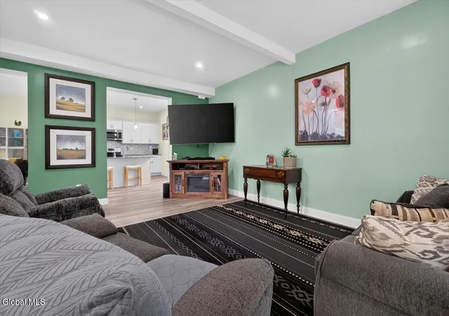Photo 4 of Single family home for sale at 37 Ray St, Schenectady, NY 12309 | MLS# 202625295 | Listing updated on 2026-09-18