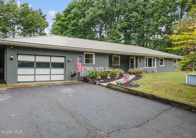 Photo 2 of Single family home for sale at 8 Michael Rd, Fort Edward, NY 12828 | MLS# 202625383 | Listing updated on 2026-09-29