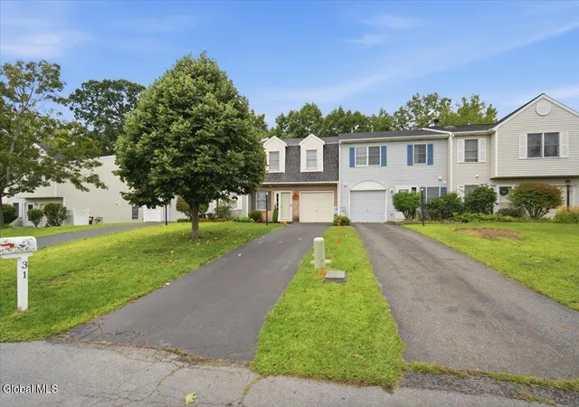 Photo 3 of Townhouse for sale at 31 Bridgewood Ln, Watervliet, NY 12189 | MLS# 202625421 | Listing updated on 2026-09-08