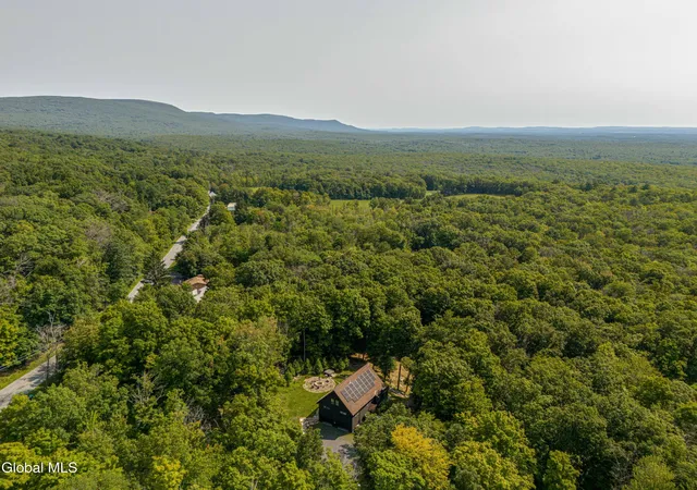 Photo 3 of Single family home for sale at 858 Roosa Gap Rd, Bloomingburg, NY 12721 | MLS# 202625194 | Listing updated on 2026-09-06
