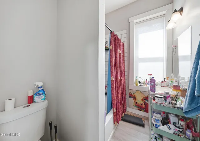 Listing Photo 2 - Condo for sale in building located at 329 9th St, Troy, NY 12180