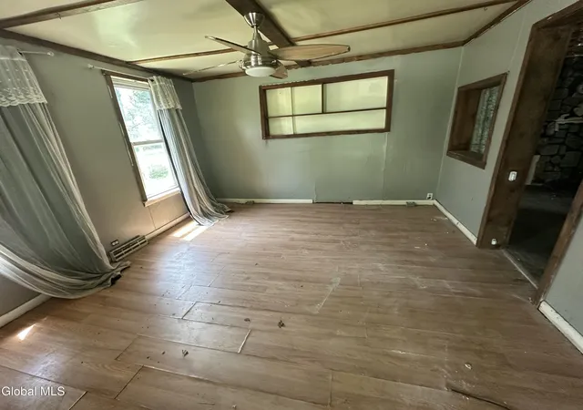 Photo 3 of Single family home for sale at 971 River Rd, Schenectady, NY 12306 | MLS# 202625167 | Listing updated on 2026-09-01