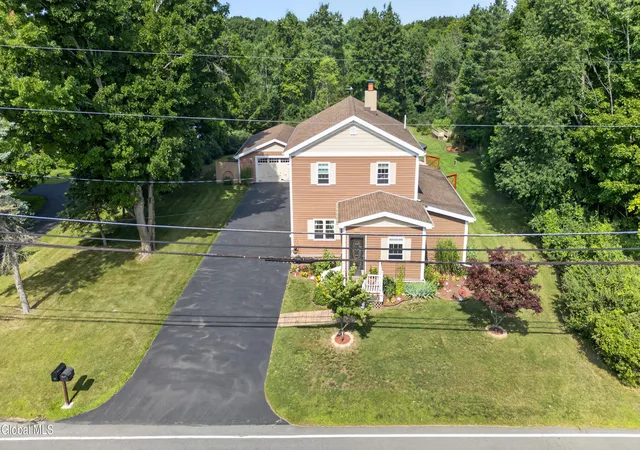 Photo 2 of Single family home for sale at 160 Hidley Rd, North Greenbush, NY 12198 | MLS# 202625174 | Listing updated on 2026-09-19