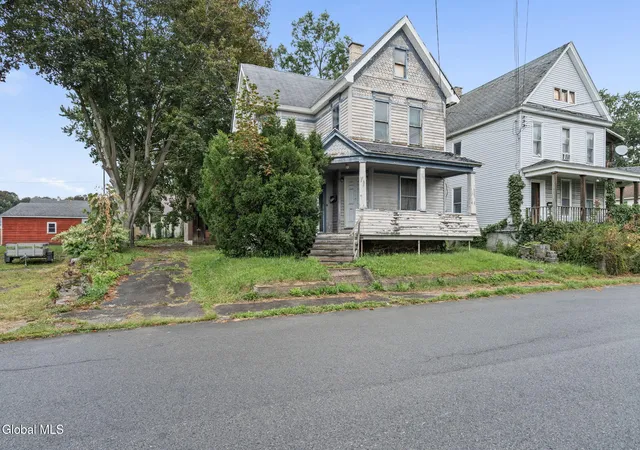 Photo 2 of Sale Pending at 4 4th Street, Amsterdam, NY 12010 | MLS# 202625288 | Listing updated on 2026-09-06