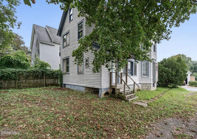 Photo 3 of Sale Pending at 4 4th Street, Amsterdam, NY 12010 | MLS# 202625288 | Listing updated on 2026-09-06