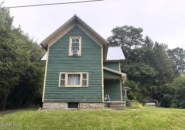 Photo 2 of Sale Pending at 114 Stone Church Rd, Tribes Hill, NY 12177 | MLS# 202625210 | Listing updated on 2026-09-08