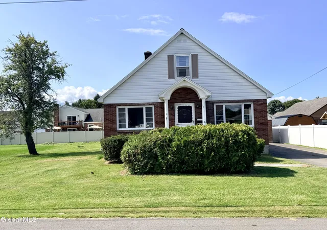 Photo 1 of Single family home for sale at 54 Tremont Ave, Amsterdam, NY 12010 | MLS# 202625218 | Listing updated on 2026-09-14