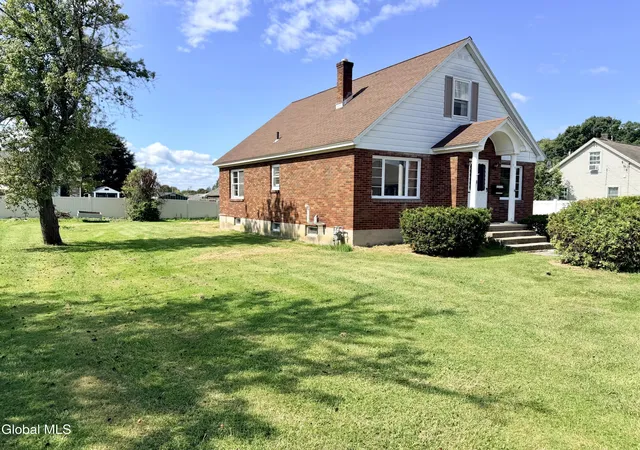 Photo 3 of Single family home for sale at 54 Tremont Ave, Amsterdam, NY 12010 | MLS# 202625218 | Listing updated on 2026-09-14