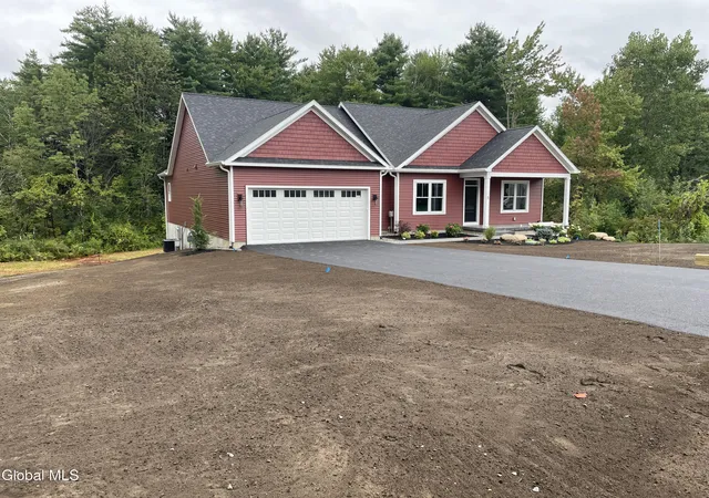 Photo 2 of Single family home for sale at 5 Kerr Dr, Gansevoort, NY 12831 | MLS# 202625706 | Listing updated on 2026-09-10