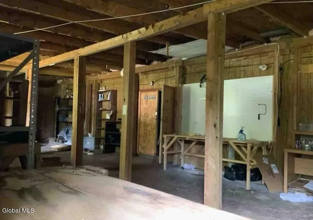 Photo 5 of Single family home for sale at 642 Hillsboro Rd, Camden, NY 13316 | MLS# 202625220 | Listing updated on 2026-09-02