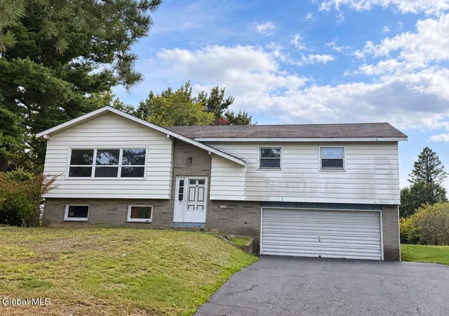 Photo 1 of Sale Pending at 39 Zelenke Dr, Wynantskill, NY 12198 | MLS# 202626732 | Listing updated on 2026-09-24