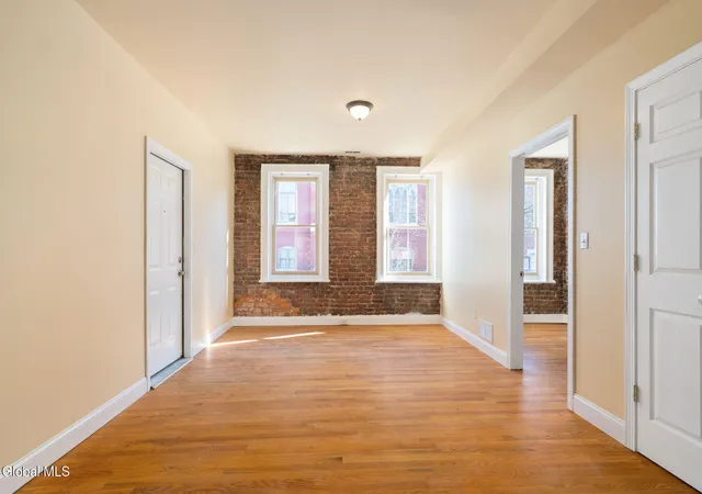 Listing Photo 4 - Condo for sale in building located at 73 Clinton St, Albany, NY 13417