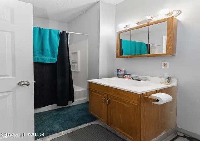 Listing Photo 2 - Condo for sale in building located at 6th St Marys Ave, Troy, NY 12180