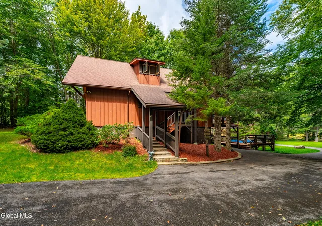 Photo 1 of Single family home for sale at 332 County Rd 111, Caroga, NY 12032 | MLS# 202625331 | Listing updated on 2026-10-06