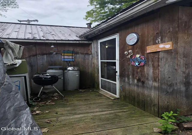 Photo 2 of Single family home for sale at 1354 S Bay Rd, Fort Ann, NY 12827 | MLS# 202625239 | Listing updated on 2026-09-02