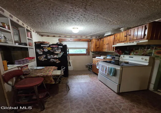 Photo 3 of Single family home for sale at 1354 S Bay Rd, Fort Ann, NY 12827 | MLS# 202625239 | Listing updated on 2026-09-02