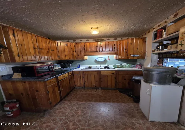 Photo 4 of Single family home for sale at 1354 S Bay Rd, Fort Ann, NY 12827 | MLS# 202625239 | Listing updated on 2026-09-02