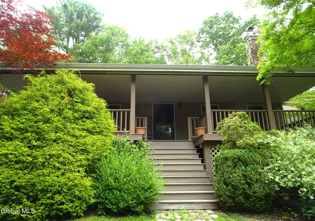 Photo 3 of Single family home for sale at 417 Overlook Dr, Hillsdale, NY 12529 | MLS# 202625294 | Listing updated on 2026-09-03
