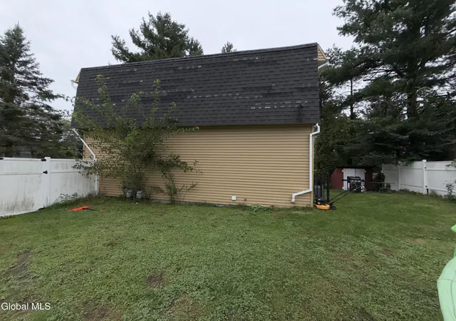 Photo 35 of Multi family home for sale at 124 Mann Ave, Troy, NY 12180 | MLS# 202625289 | Listing updated on 2026-09-08