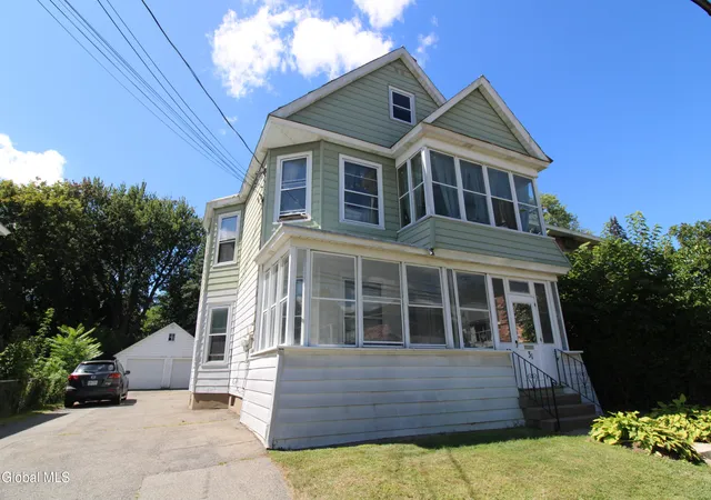 Photo 1 of Sale Pending at 31 Vley Rd, Schenectady, NY 12302 | MLS# 202625378 | Listing updated on 2026-09-15