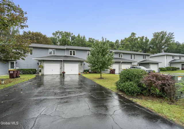 Photo 2 of Sale Pending at 52 Velina Dr, Guilderland, NY 12203 | MLS# 202625674 | Listing updated on 2026-09-16