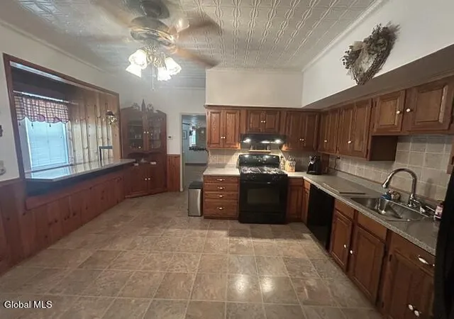 Photo 4 of Sale Pending at 235 4th Avenue, Troy, NY 12180 | MLS# 202625616 | Listing updated on 2026-09-14