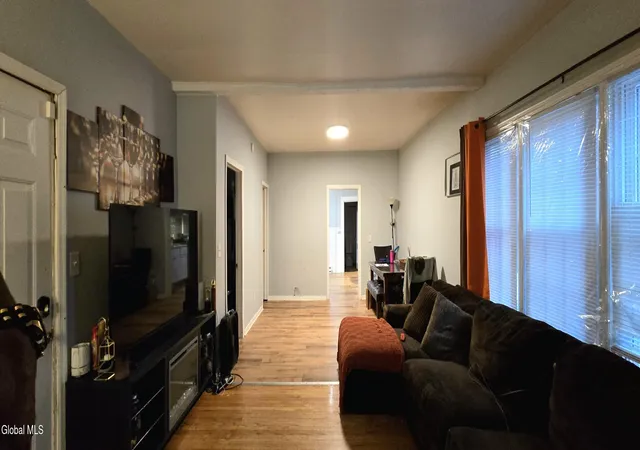 Photo 4 of House for sale at 569 Nott St, Schenectady, NY 12308 | MLS# 202625783 | Listing updated on 2026-09-24
