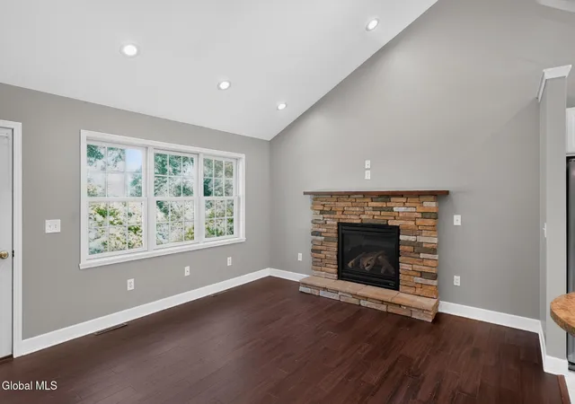 Photo 4 of Sale Pending at 15 St Claire Ave, Rensselaer, NY 12144 | MLS# 202625371 | Listing updated on 2026-09-10