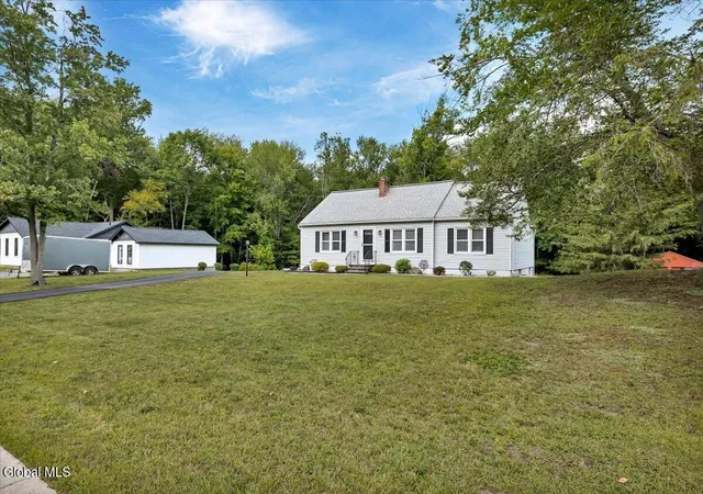 Photo 3 of Sale Pending at 537 Sand Crk Rd, Albany, NY 12205 | MLS# 202625370 | Listing updated on 2026-09-14