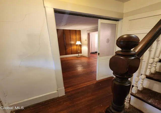 Photo 3 of Single family home for sale at 119 Swan St, Schenectady, NY 12302 | MLS# 202625363 | Listing updated on 2026-09-04