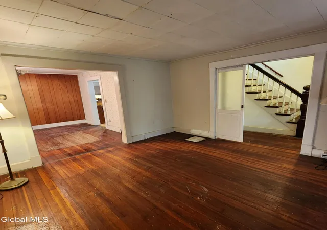 Photo 3 of Single family home for sale at 119 Swan St, Schenectady, NY 12302 | MLS# 202625363 | Listing updated on 2026-09-04